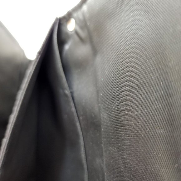 Tawi NWOT colorful girl face graphic tri-fold wallet with snap closure - Picture 7 of 12